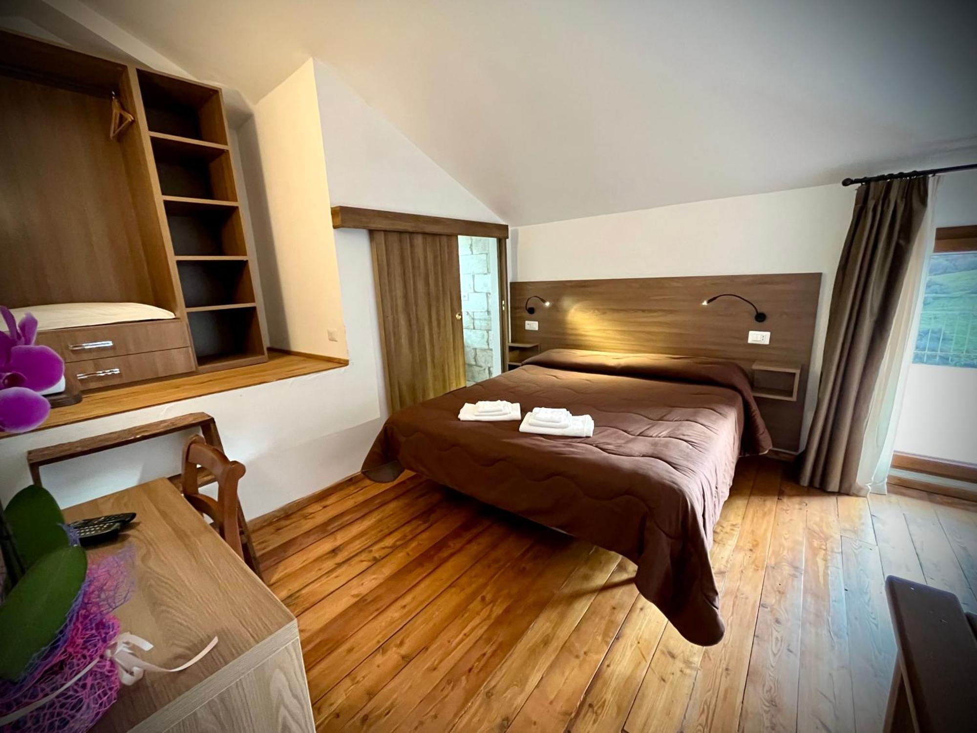 Hotel Pinguino Pescasseroli Ngoại thất bức ảnh