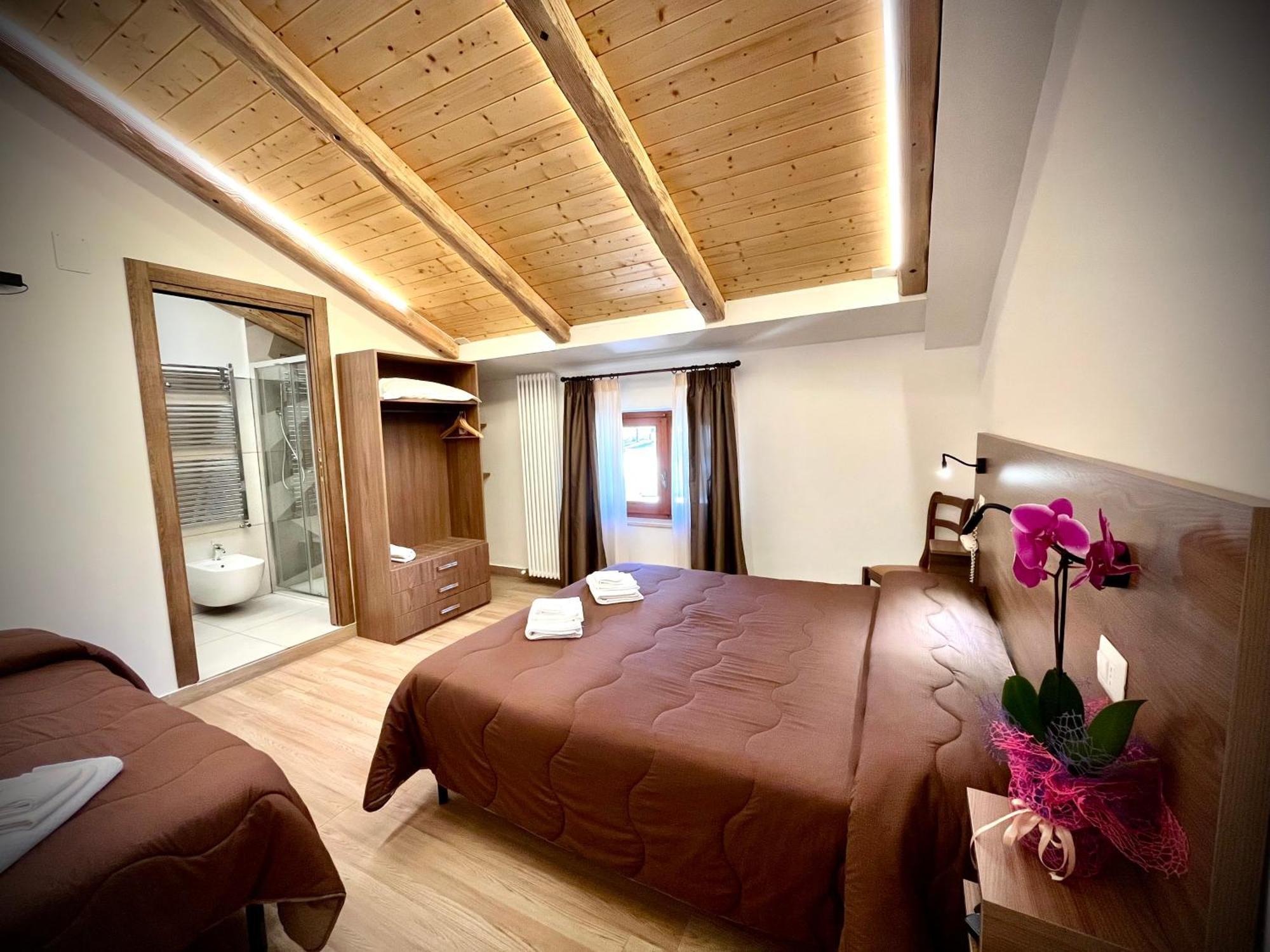 Hotel Pinguino Pescasseroli Ngoại thất bức ảnh