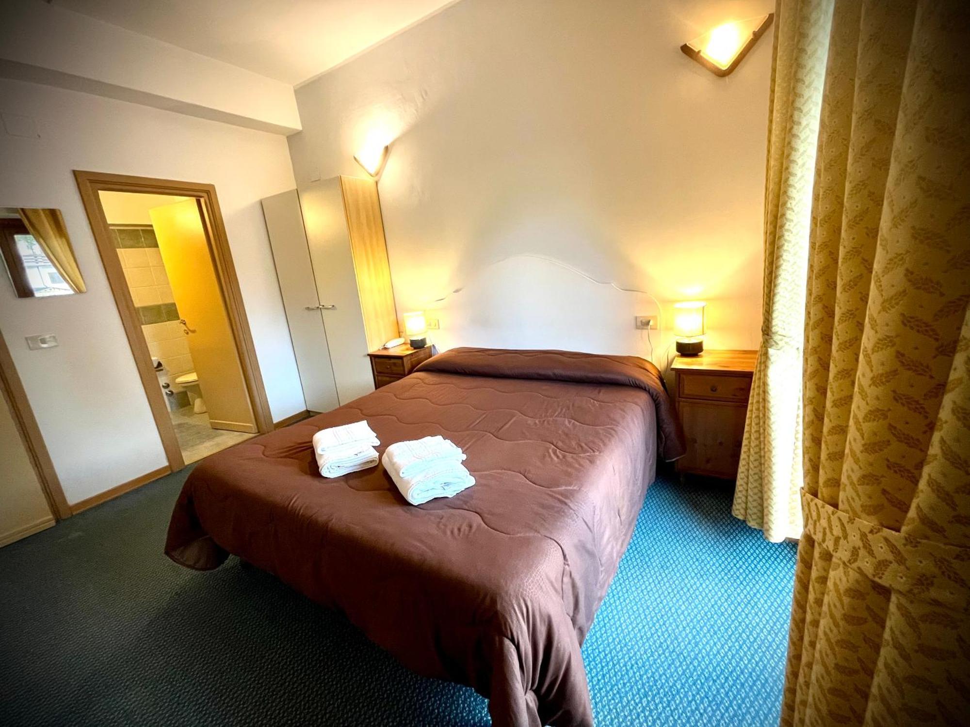 Hotel Pinguino Pescasseroli Phòng bức ảnh