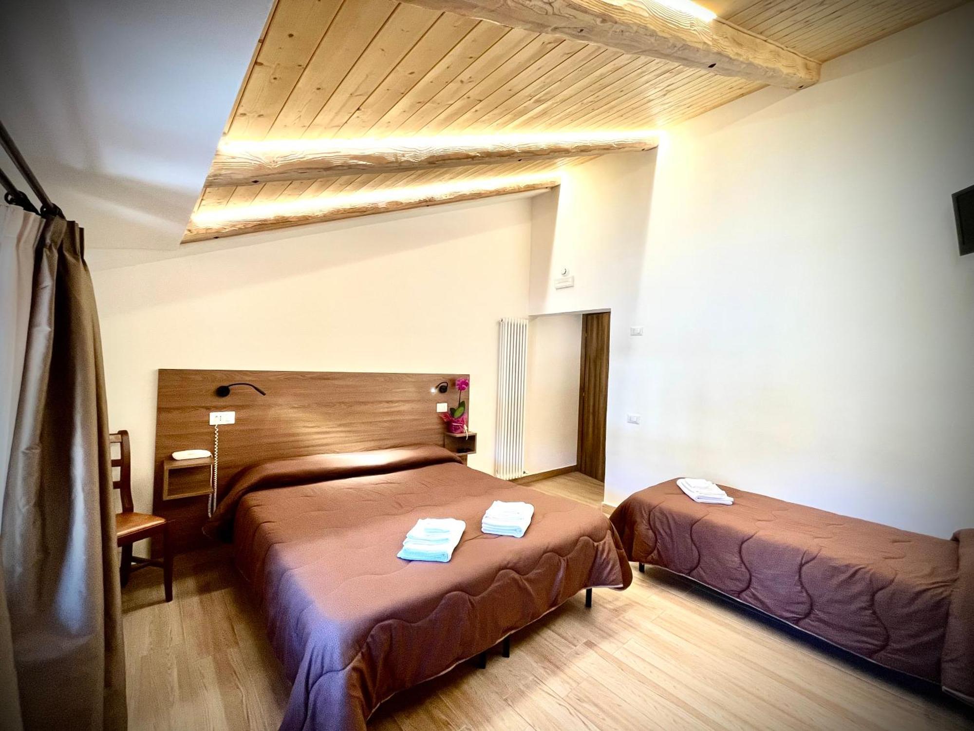 Hotel Pinguino Pescasseroli Ngoại thất bức ảnh