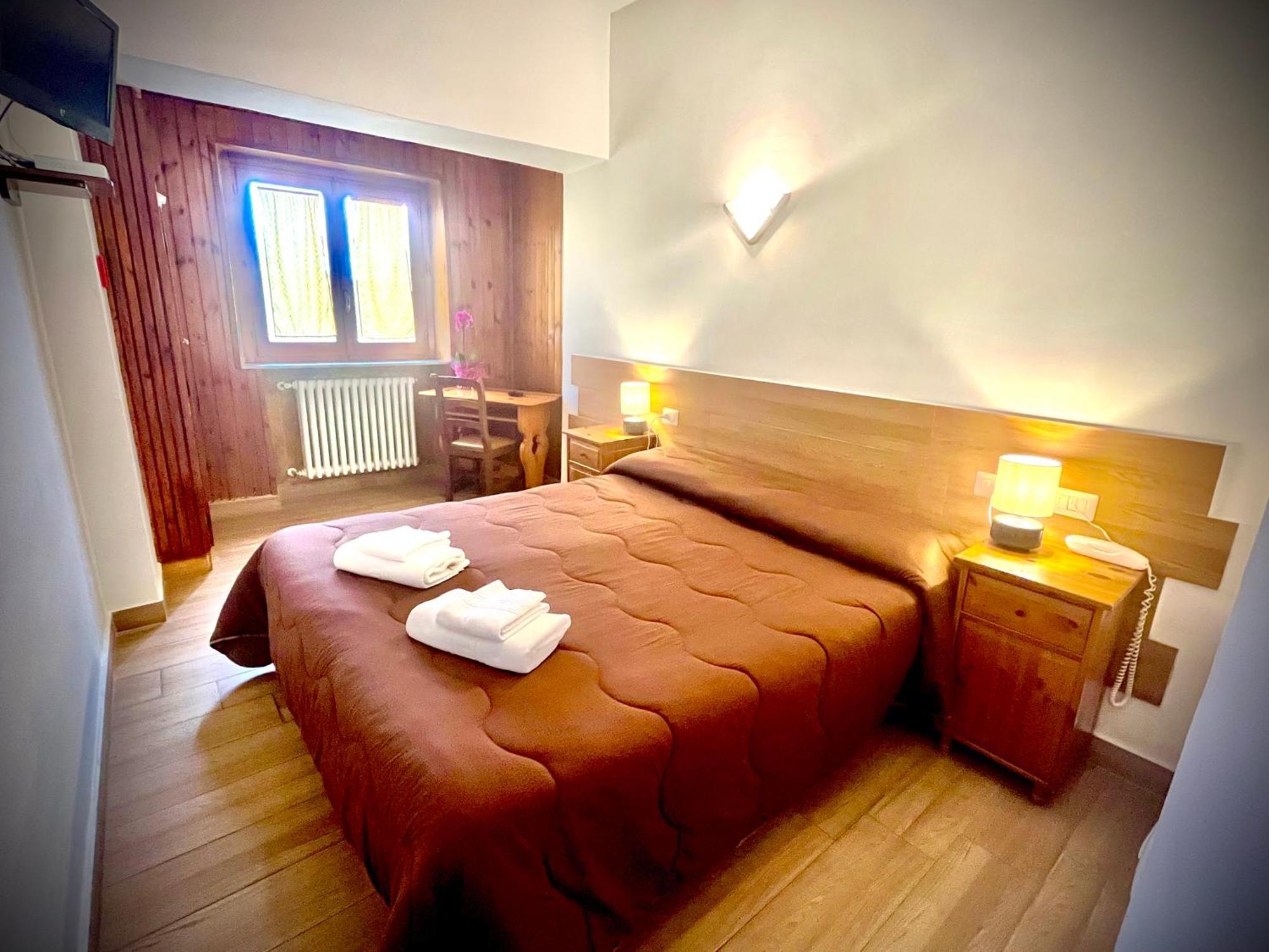 Hotel Pinguino Pescasseroli Ngoại thất bức ảnh