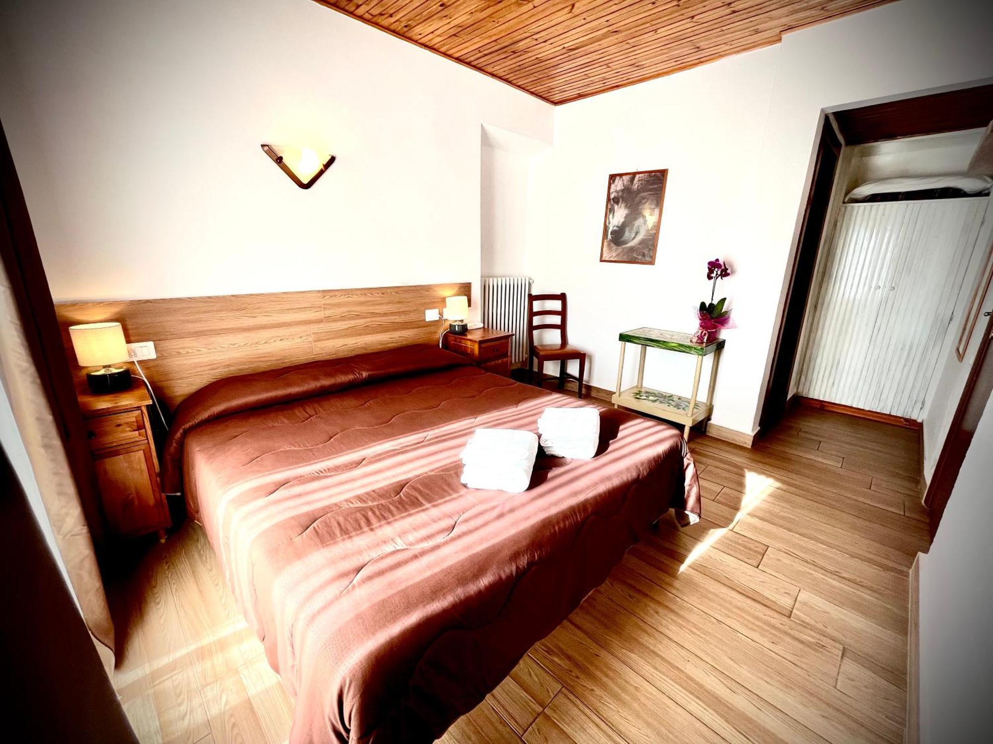 Hotel Pinguino Pescasseroli Ngoại thất bức ảnh